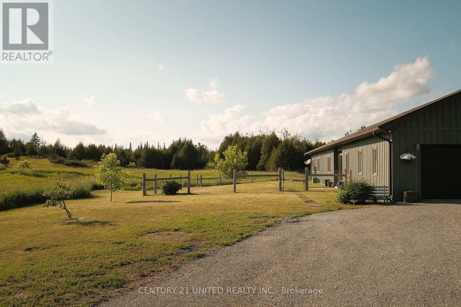 1480 Mill Line Road, Douro-Dummer, Ontario  K0L 2V0 - Photo 36 - X12233570