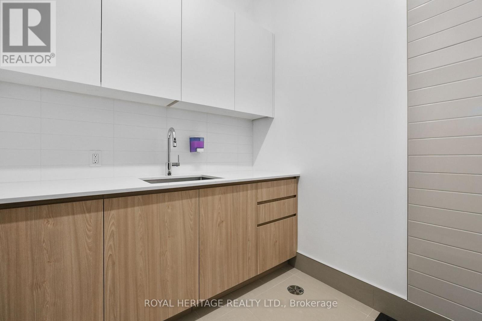 306 - 195 Hunter Street E, Peterborough East (Central), Ontario  K9H 1G9 - Photo 25 - X12233817
