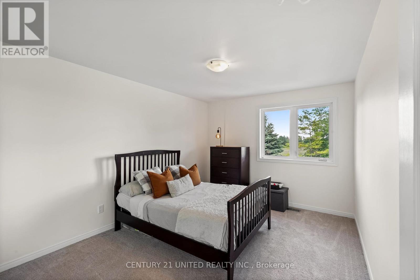 748 Rothesay Avenue, Cavan Monaghan (Cavan-Monaghan), Ontario  K9J 6X4 - Photo 19 - X12233980