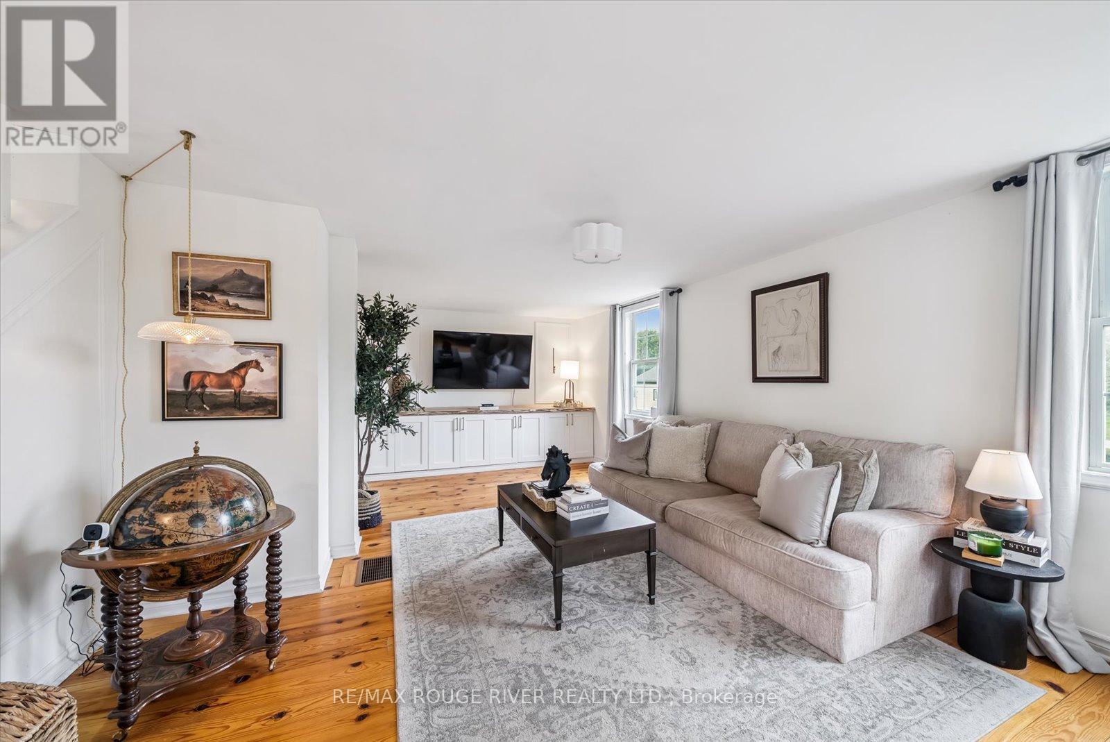 197 Ballyduff Road, Kawartha Lakes (Manvers), Ontario  L0A 1K0 - Photo 6 - X12234255