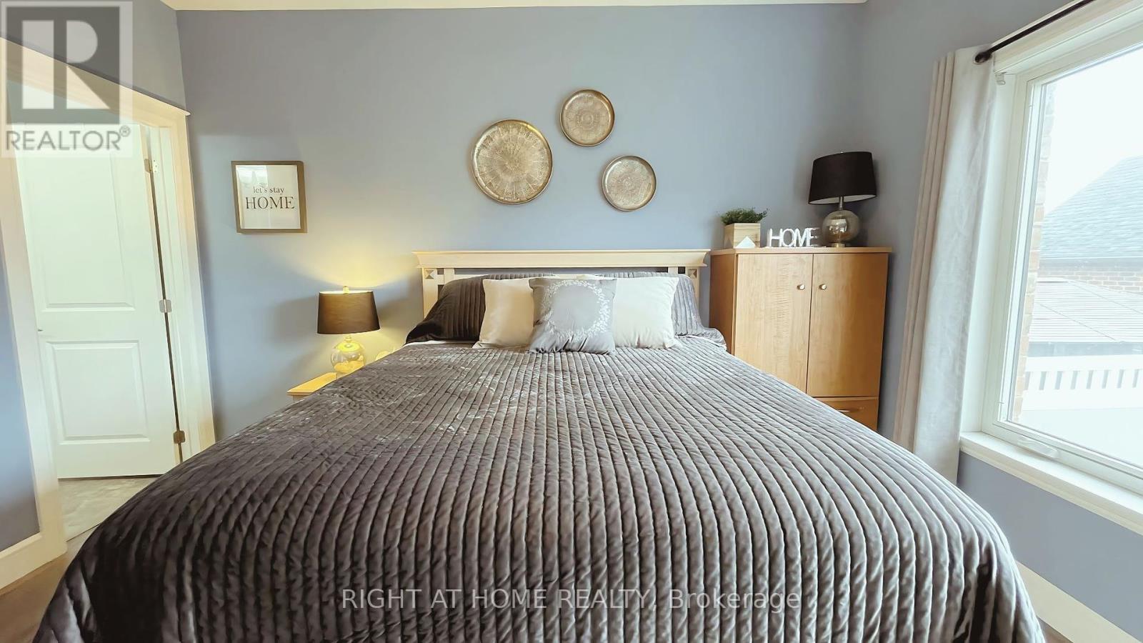 20 Holtom Street, Kawartha Lakes (Lindsay), Ontario  K9V 0C3 - Photo 11 - X12234559