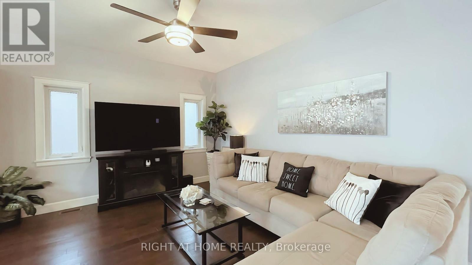 20 Holtom Street, Kawartha Lakes (Lindsay), Ontario  K9V 0C3 - Photo 17 - X12234559