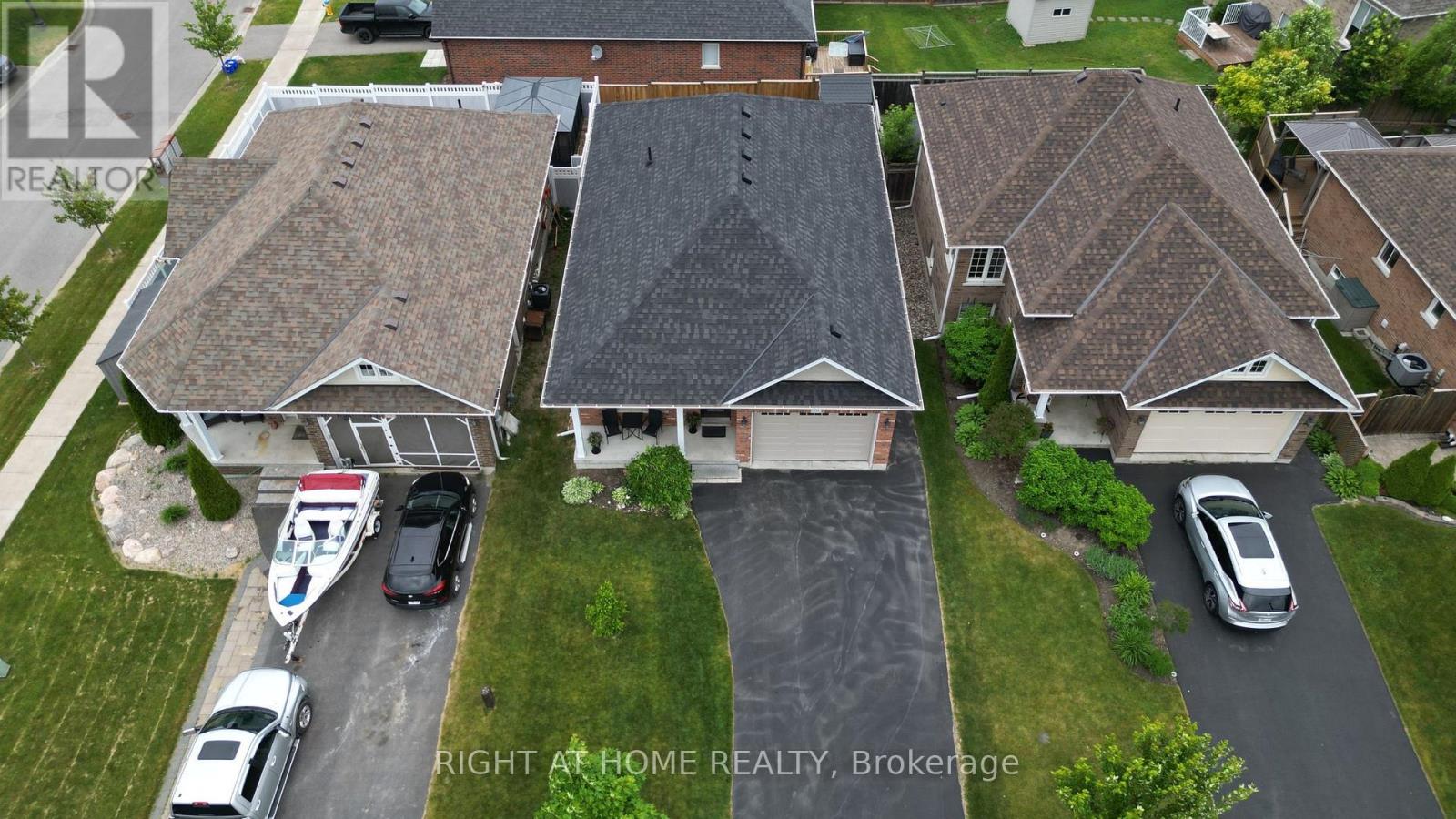 20 Holtom Street, Kawartha Lakes (Lindsay), Ontario  K9V 0C3 - Photo 39 - X12234559