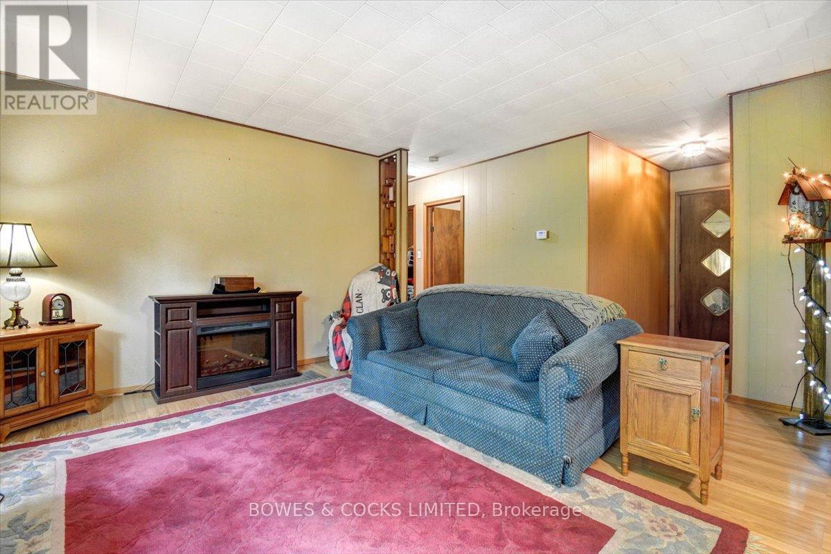 49 Mcfadden Road, North Kawartha, Ontario  K0L 1A0 - Photo 7 - X12234832