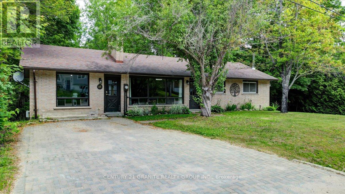 22 Forest Hill Road, Bancroft (Bancroft Ward), Ontario  K0L 1C0 - Photo 2 - X12235021