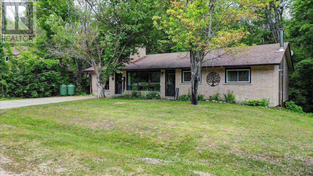22 Forest Hill Road, Bancroft (Bancroft Ward), Ontario  K0L 1C0 - Photo 34 - X12235021