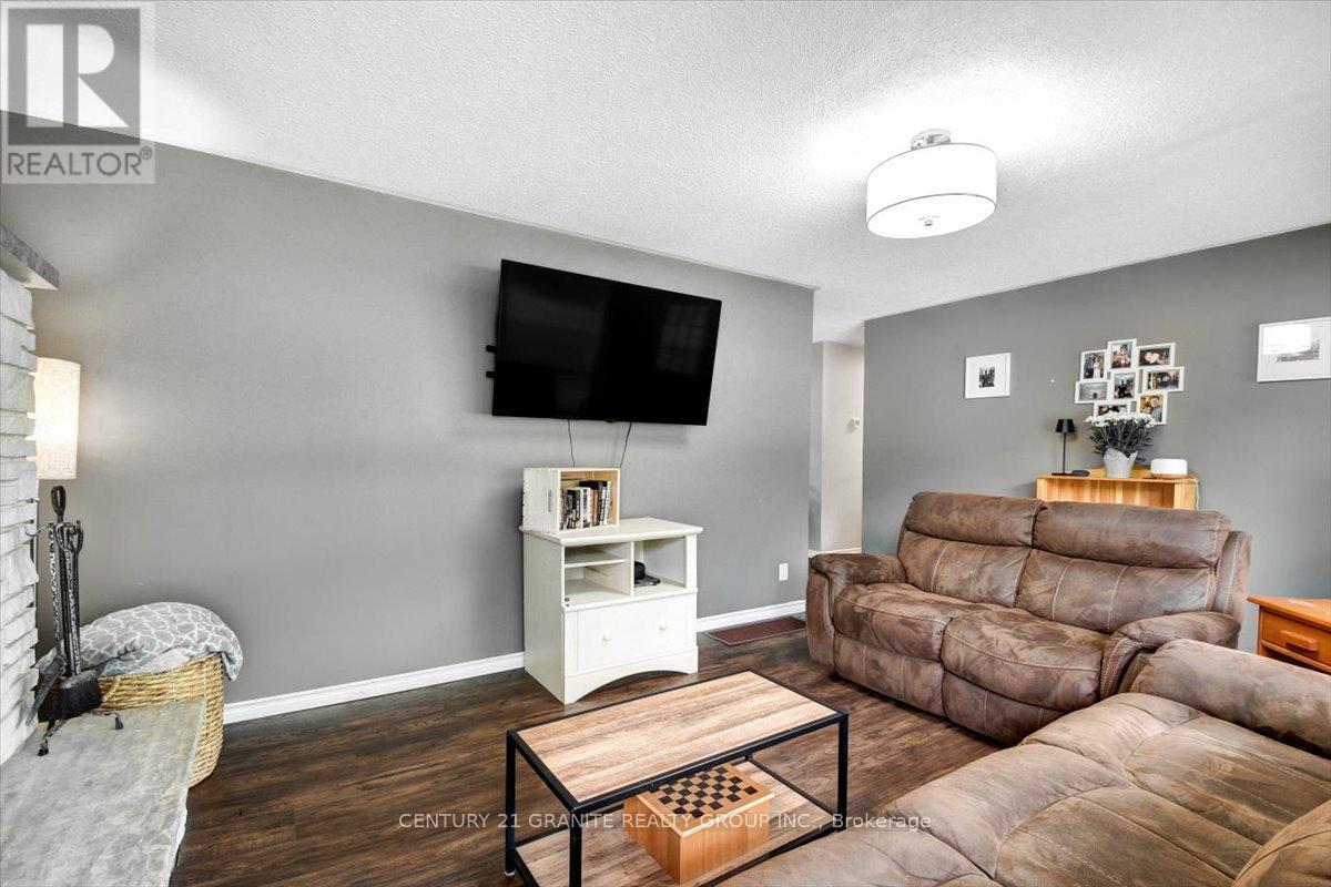 22 Forest Hill Road, Bancroft (Bancroft Ward), Ontario  K0L 1C0 - Photo 8 - X12235021