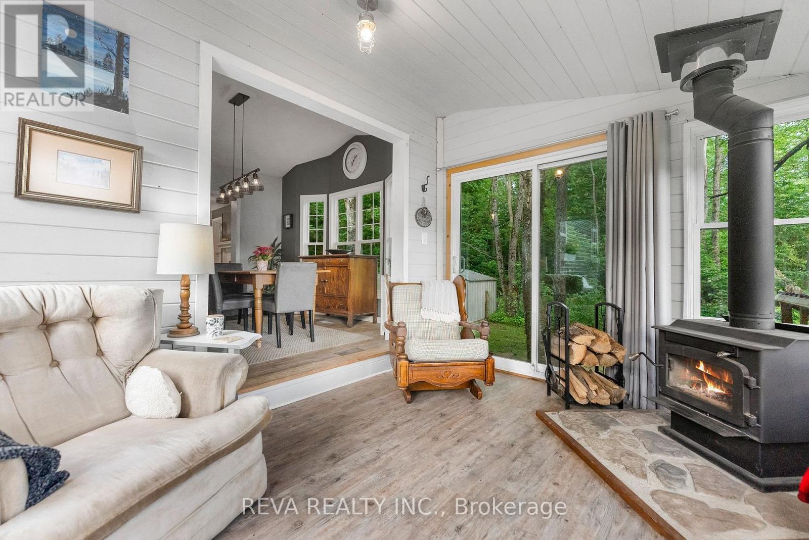 14 Robinson Lane, Bancroft (Dungannon Ward), Ontario  K0L 2L0 - Photo 10 - X12235236