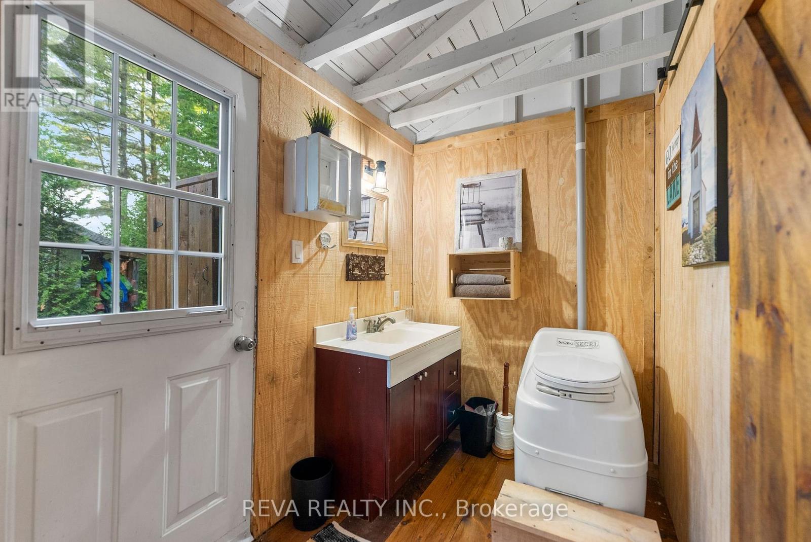 14 Robinson Lane, Bancroft (Dungannon Ward), Ontario  K0L 2L0 - Photo 24 - X12235236