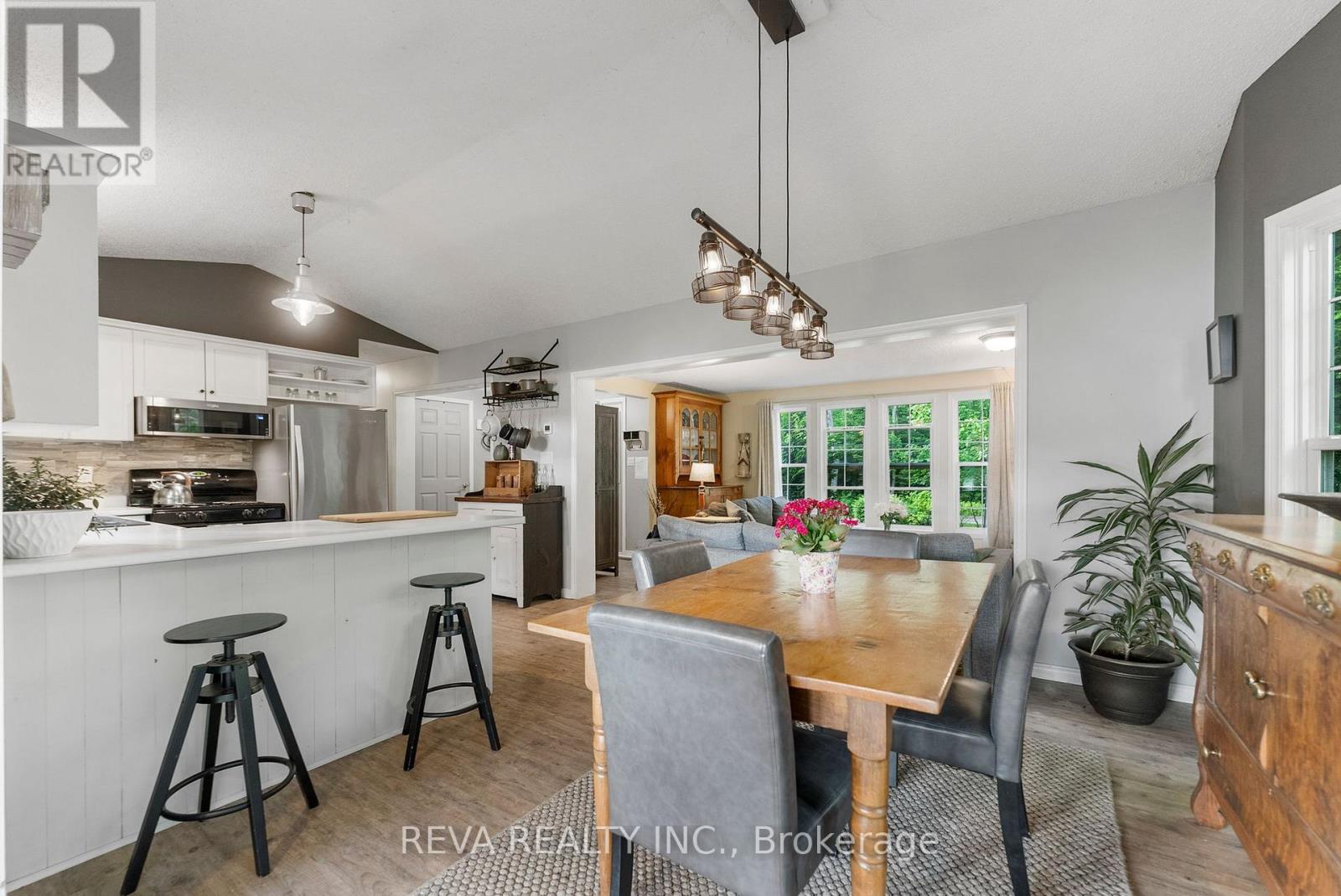 14 Robinson Lane, Bancroft (Dungannon Ward), Ontario  K0L 2L0 - Photo 6 - X12235236