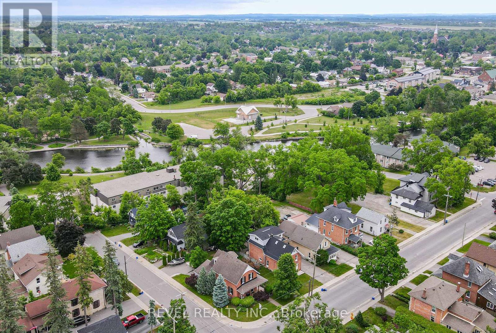 160 William Street N, Kawartha Lakes (Lindsay), Ontario  K9V 4B3 - Photo 47 - X12235347