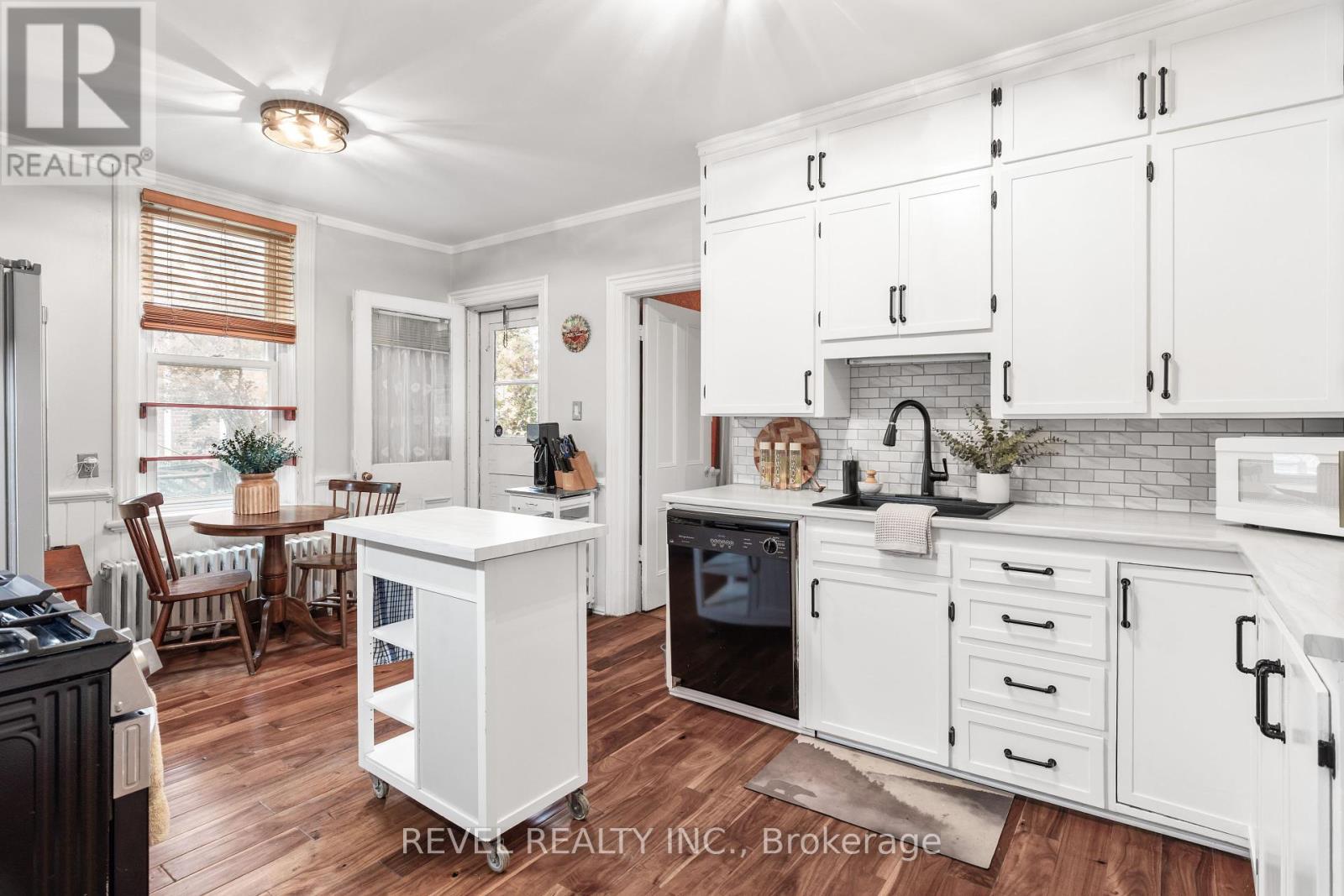 160 William Street N, Kawartha Lakes (Lindsay), Ontario  K9V 4B3 - Photo 7 - X12235347