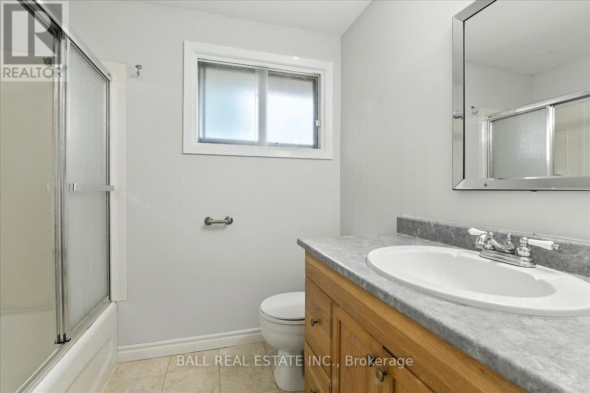 462 Robinson Road, Selwyn, Ontario  K0L 1T0 - Photo 19 - X12235507