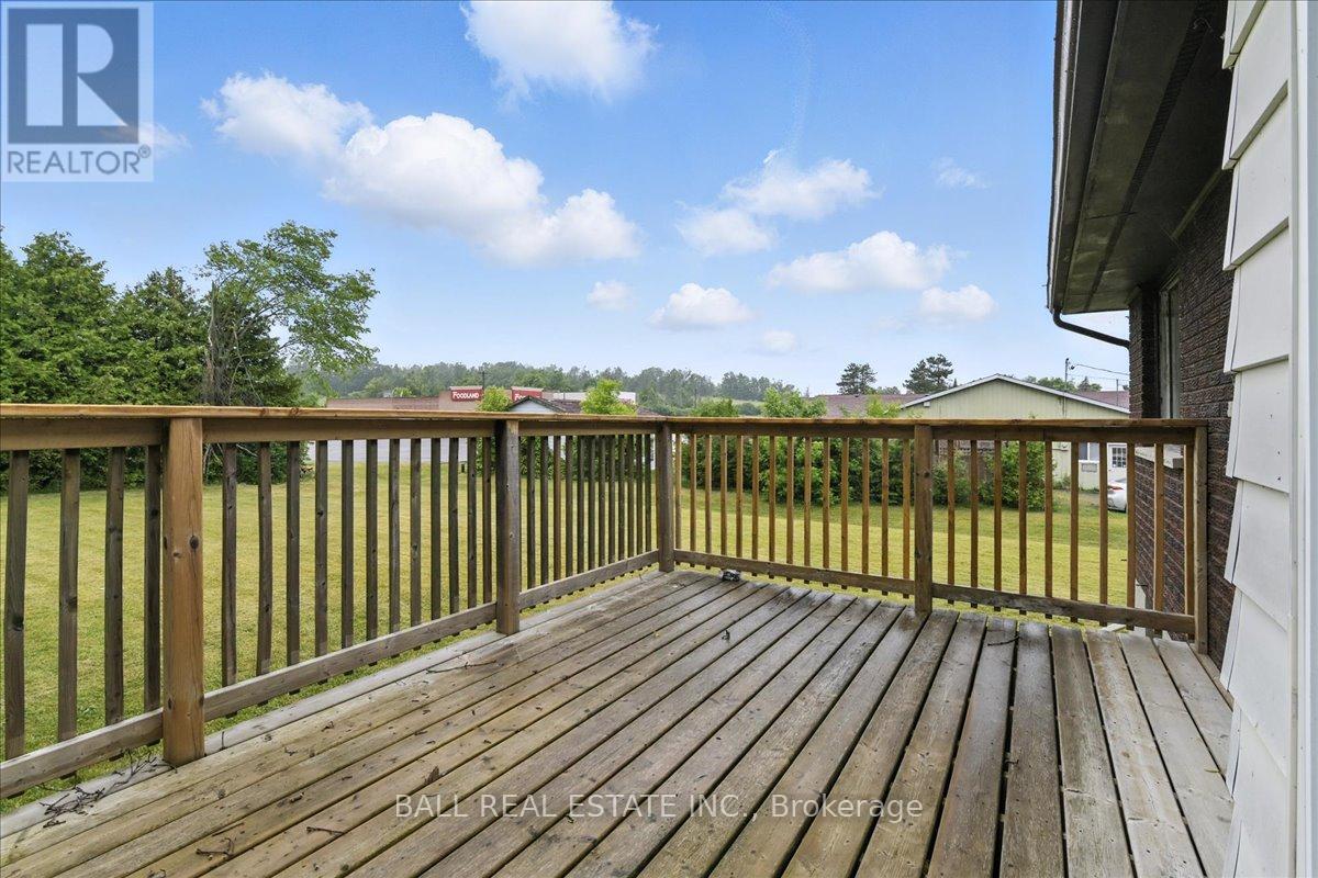 462 Robinson Road, Selwyn, Ontario  K0L 1T0 - Photo 33 - X12235507