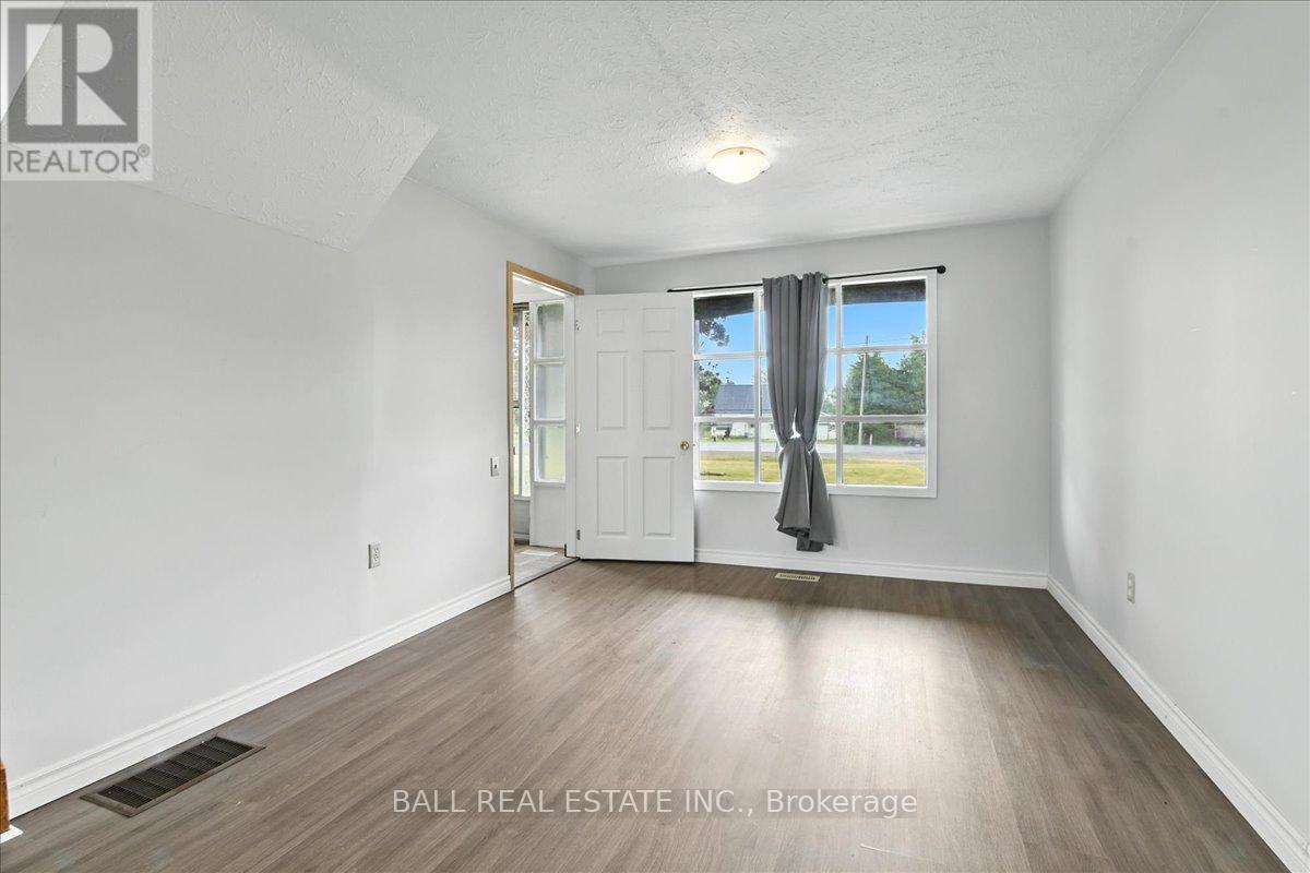 462 Robinson Road, Selwyn, Ontario  K0L 1T0 - Photo 7 - X12235507