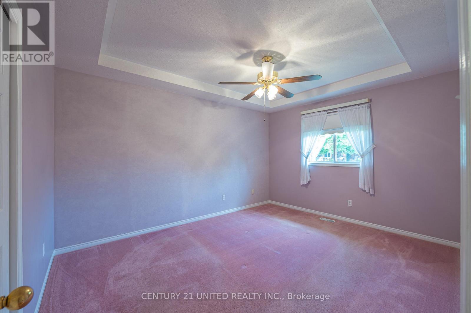 2221 Lorraine Drive, Peterborough North (University Heights), Ontario  K9L 1X5 - Photo 28 - X12235616