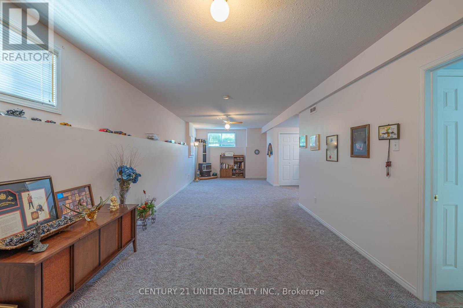 2221 Lorraine Drive, Peterborough North (University Heights), Ontario  K9L 1X5 - Photo 37 - X12235616
