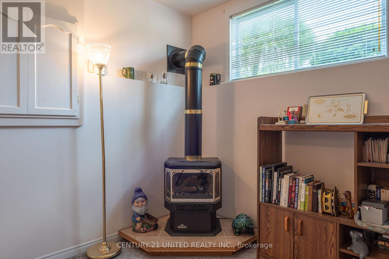 2221 Lorraine Drive, Peterborough North (University Heights), Ontario  K9L 1X5 - Photo 40 - X12235616