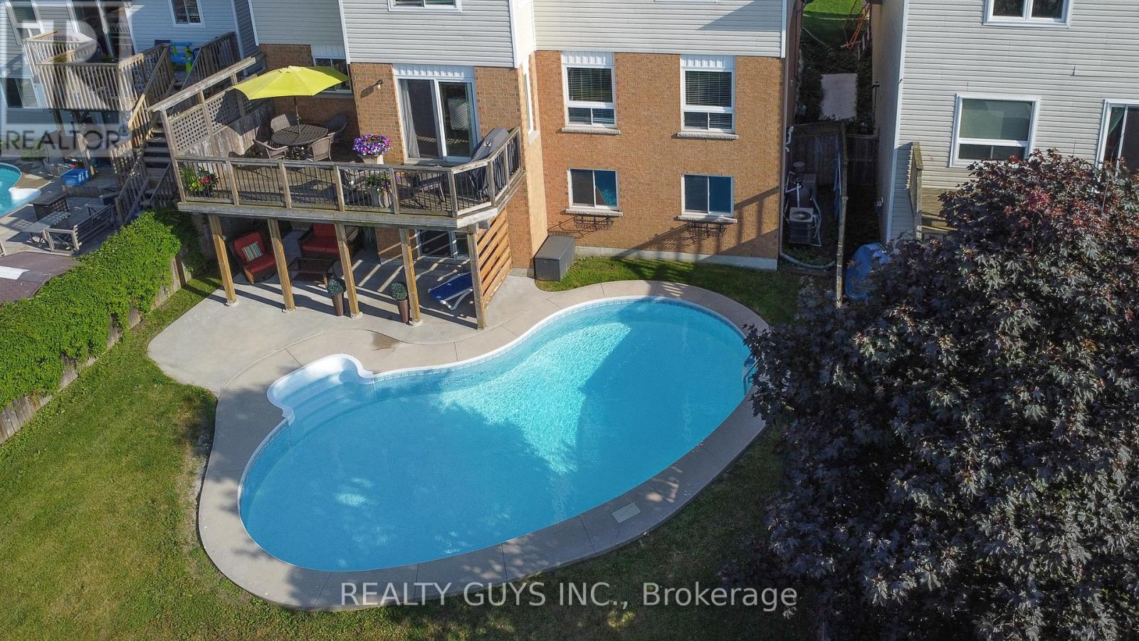 14 Carson Court, Peterborough West (North), Ontario  K9K 2R1 - Photo 12 - X12235676