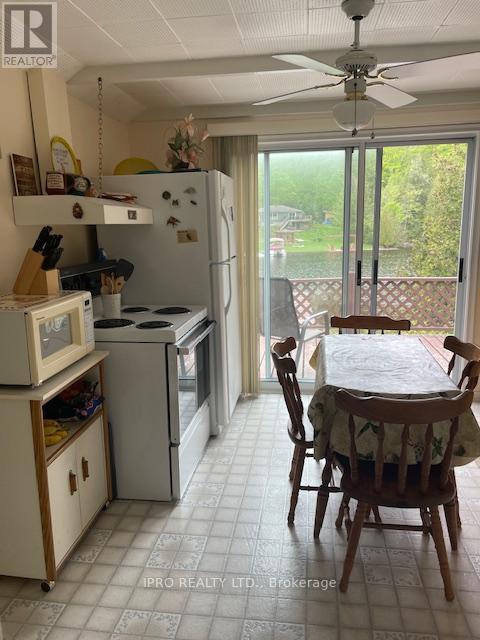 1091 Brenholm Lane, Highlands East (Monmouth), Ontario  K0L 3C0 - Photo 10 - X12235328