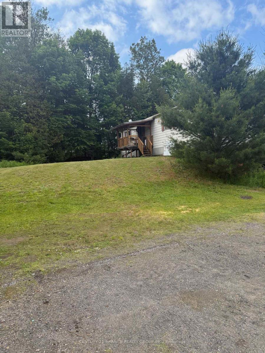 83 Old L'amable Road, Bancroft (Dungannon Ward), Ontario  K0L 1C0 - Photo 6 - X12235761