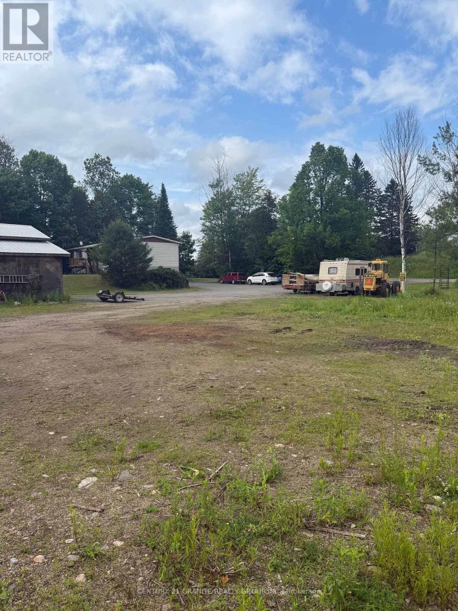 83 Old L'amable Road, Bancroft (Dungannon Ward), Ontario  K0L 1C0 - Photo 9 - X12235761