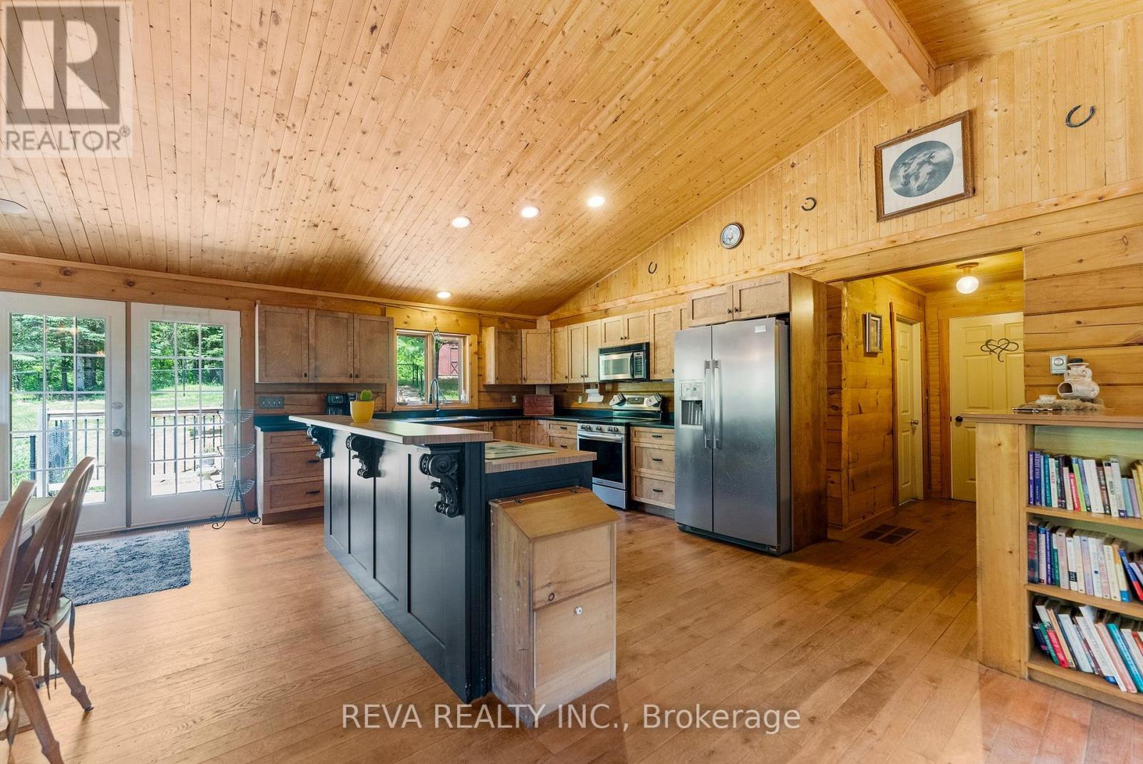 902 North Baptiste Lake Road, Hastings Highlands (Herschel Ward), Ontario  K0L 2S0 - Photo 4 - X12235884