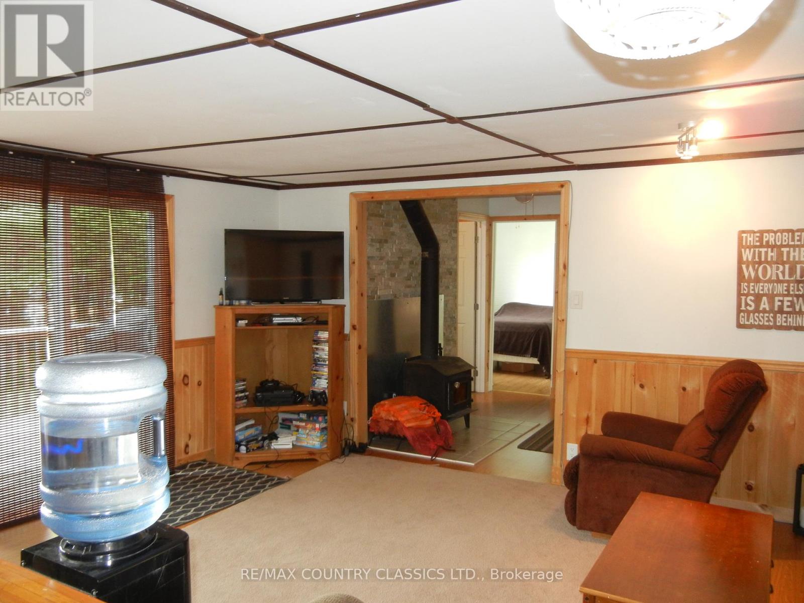 37 Goldfinch Lane, North Kawartha, Ontario  K0L 1A0 - Photo 15 - X12235888