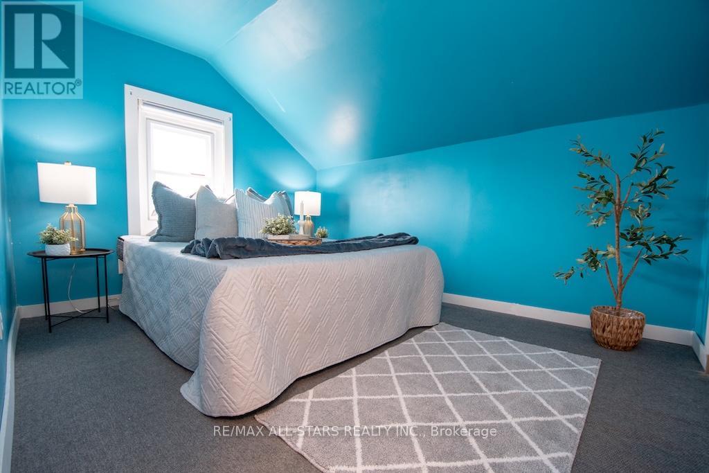 6 Mary Street, Kawartha Lakes (Omemee), Ontario  K0L 2W0 - Photo 19 - X12235997