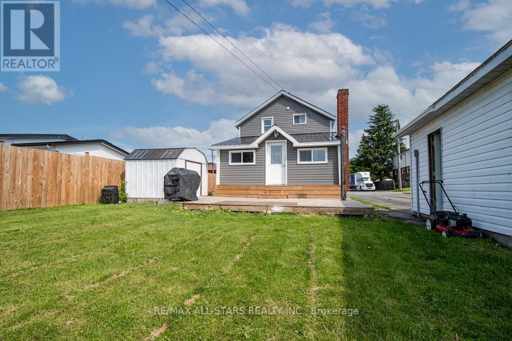 6 Mary Street, Kawartha Lakes (Omemee), Ontario  K0L 2W0 - Photo 28 - X12235997
