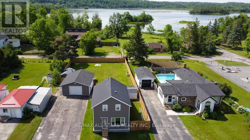 6 Mary Street, Kawartha Lakes (Omemee), Ontario  K0L 2W0 - Photo 3 - X12235997