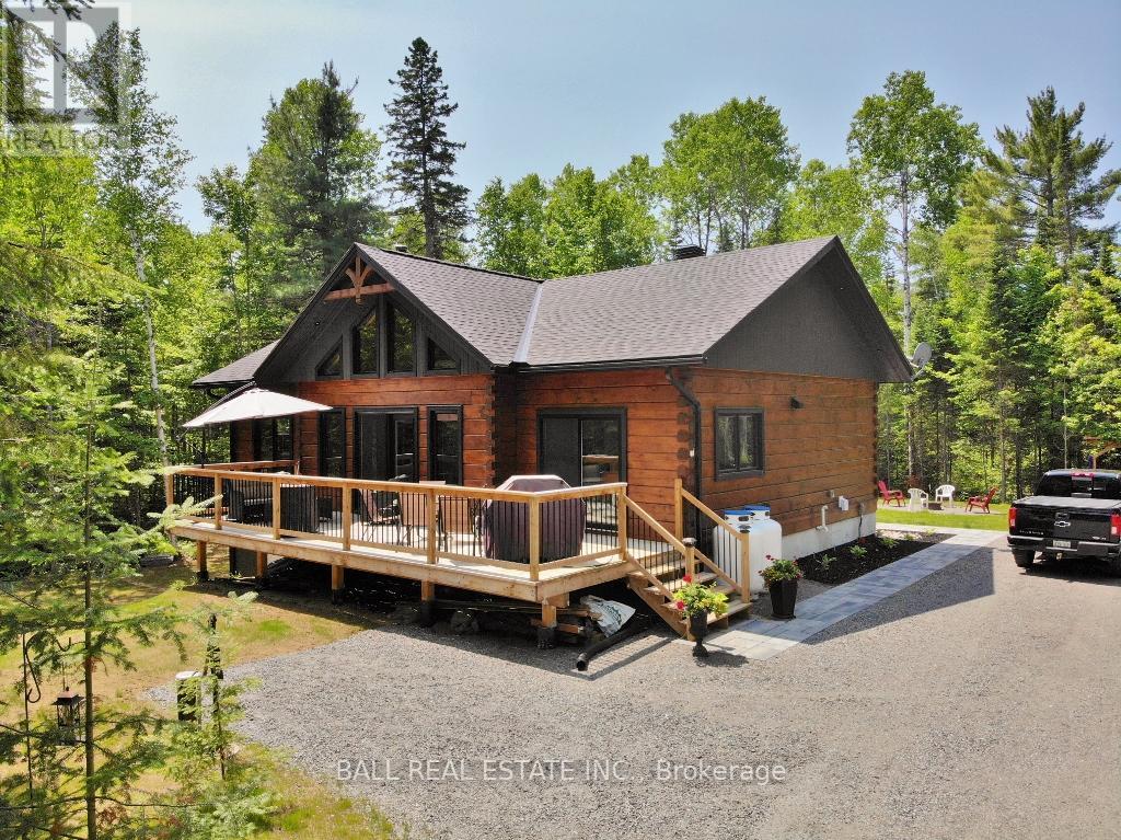 41 Arthur Street, Hastings Highlands (Mcclure Ward), Ontario  K0L 2K0 - Photo 3 - X12236040