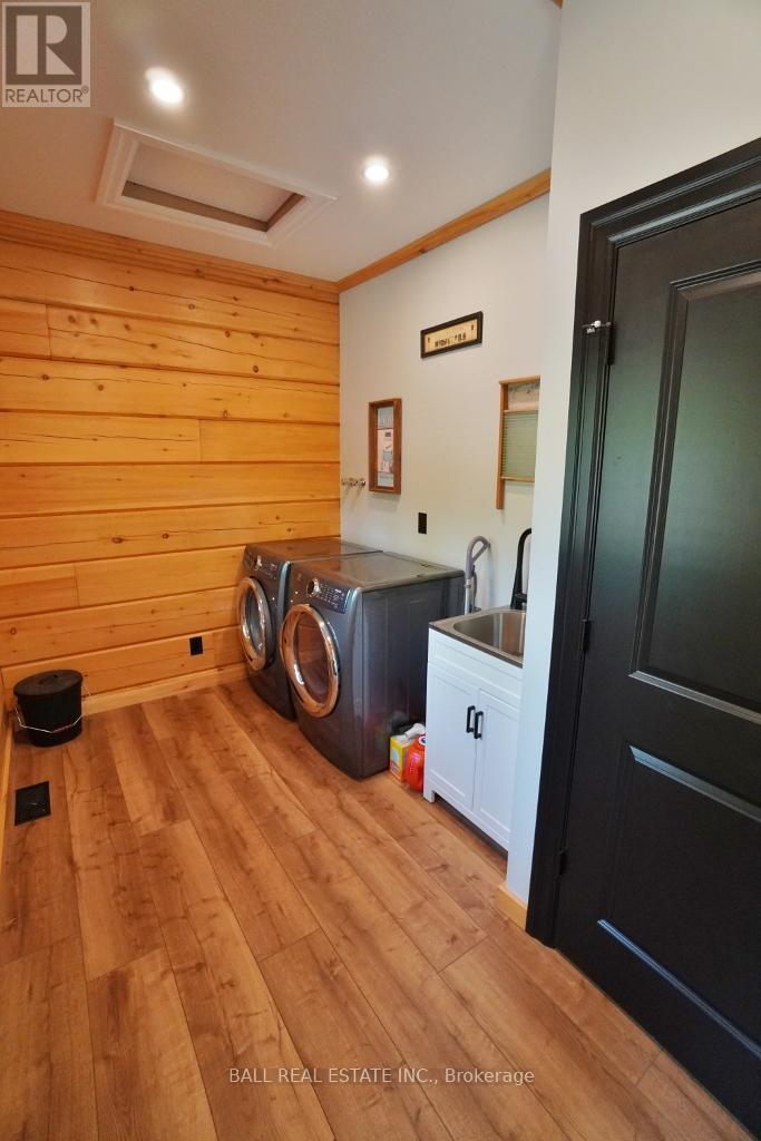 41 Arthur Street, Hastings Highlands (Mcclure Ward), Ontario  K0L 2K0 - Photo 33 - X12236040