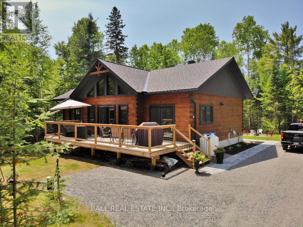 41 Arthur Street, Hastings Highlands (Mcclure Ward), Ontario  K0L 2K0 - Photo 4 - X12236040