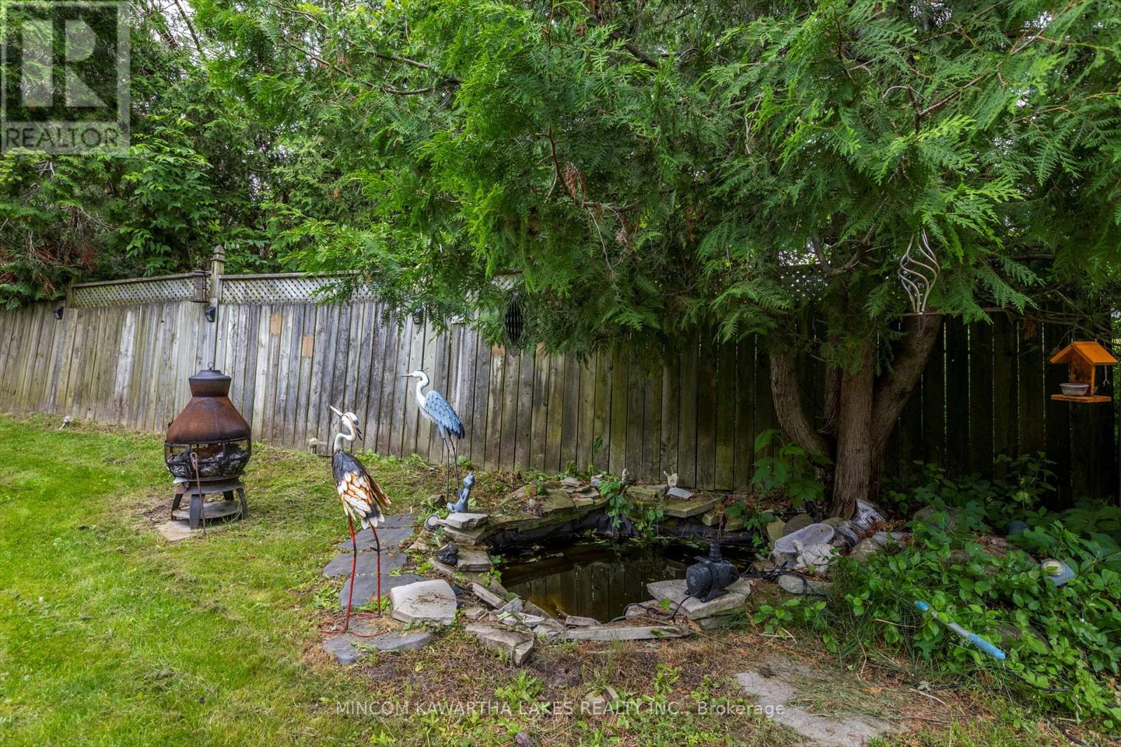 197 Patricia Crescent, Peterborough North (North), Ontario  K9J 6X3 - Photo 31 - X12236175