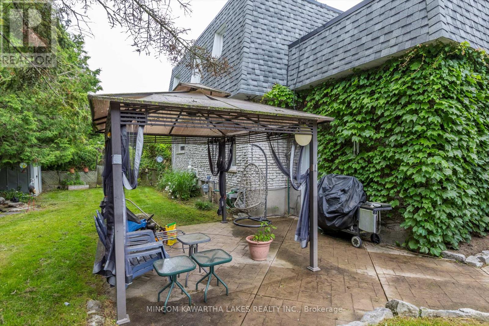 197 Patricia Crescent, Peterborough North (North), Ontario  K9J 6X3 - Photo 47 - X12236175