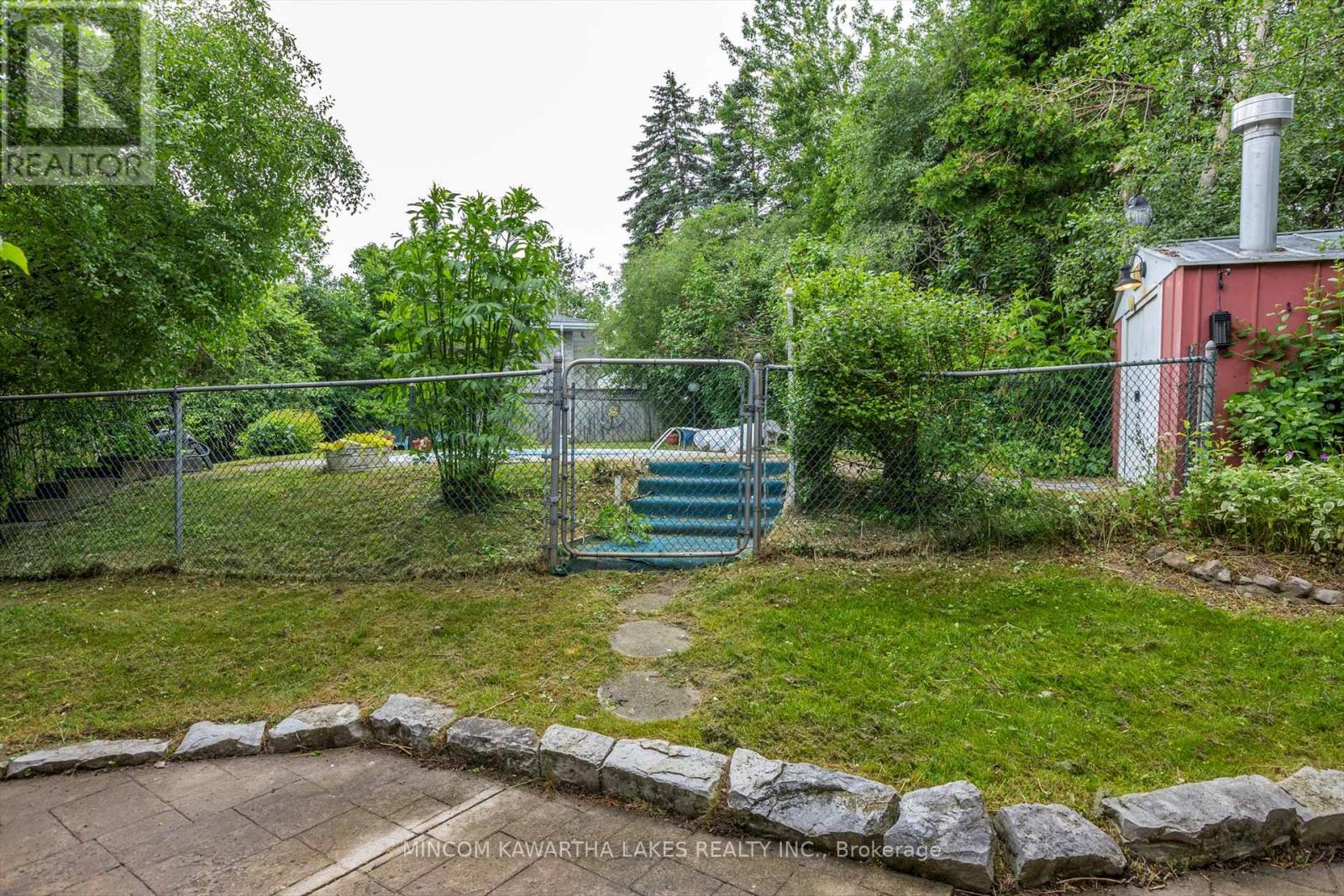 197 Patricia Crescent, Peterborough North (North), Ontario  K9J 6X3 - Photo 49 - X12236175