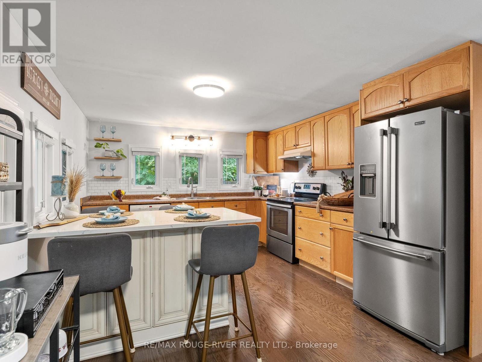 7134 Poplar Drive, Hamilton Township (Bewdley), Ontario  K0L 1E0 - Photo 6 - X12236476