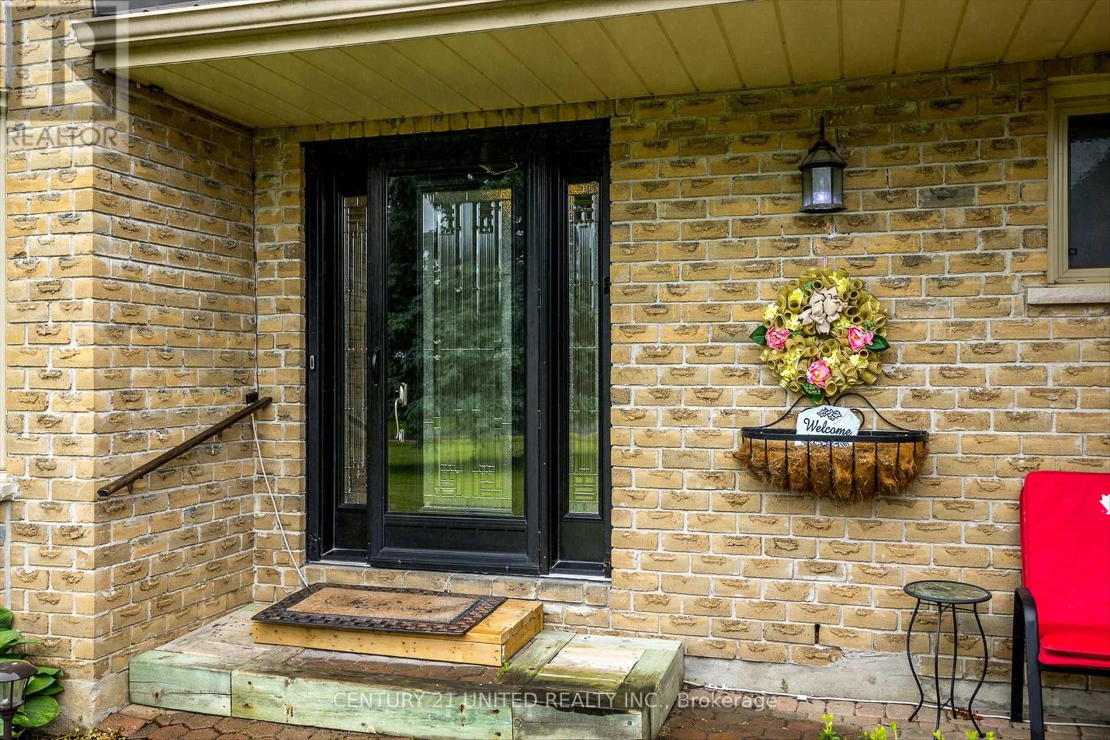 44 Valleyview Drive, Cavan Monaghan (Cavan Twp), Ontario  L0A 1G0 - Photo 5 - X12236843