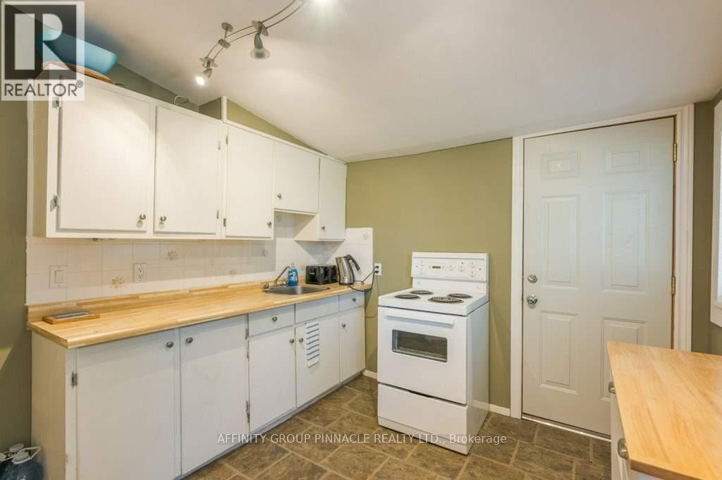 1 Rose Street, Kawartha Lakes (Fenelon), Ontario  K9V 4R6 - Photo 8 - X12236898