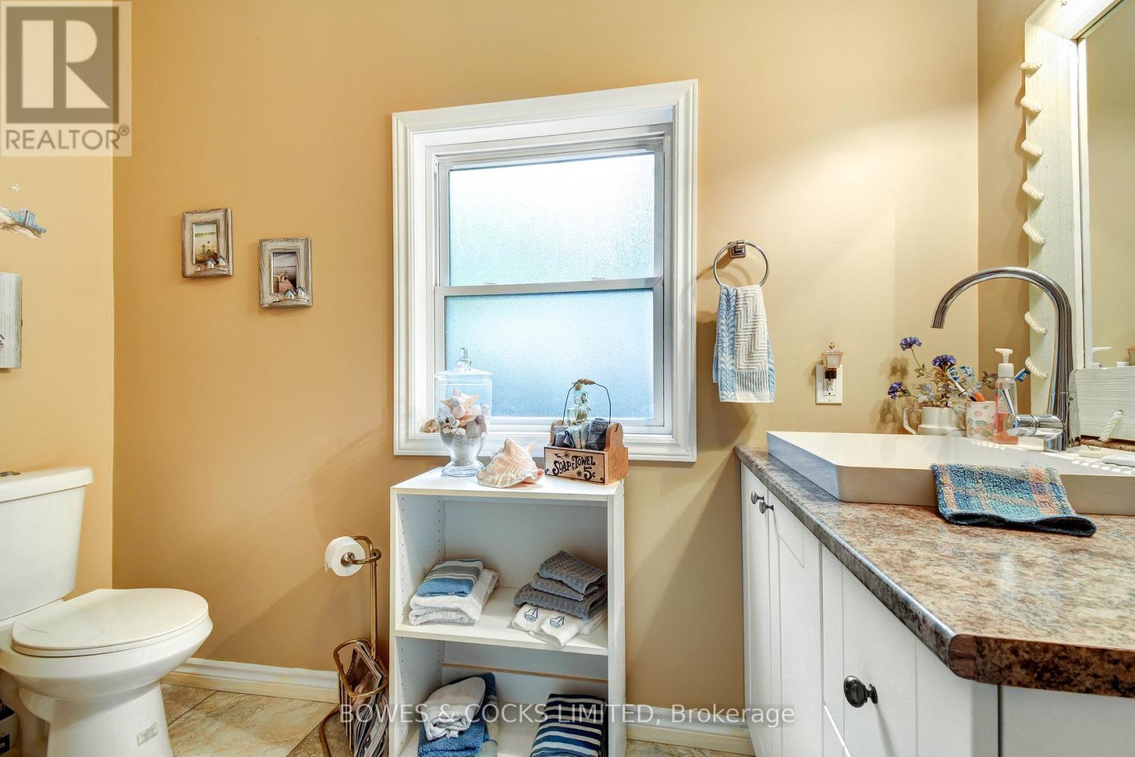 754 Renwick Road, North Kawartha, Ontario  K0L 1A0 - Photo 17 - X12236986