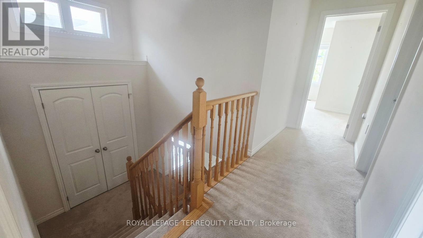 596 Settlers Ridge, Peterborough North (North), Ontario  K9L 0E6 - Photo 5 - X12236933