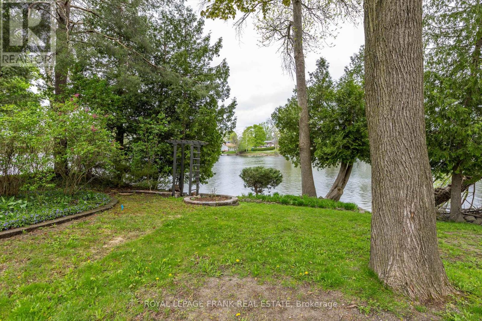 256 Sherin Avenue, Peterborough South (East), Ontario  K9J 1B6 - Photo 39 - X12237099