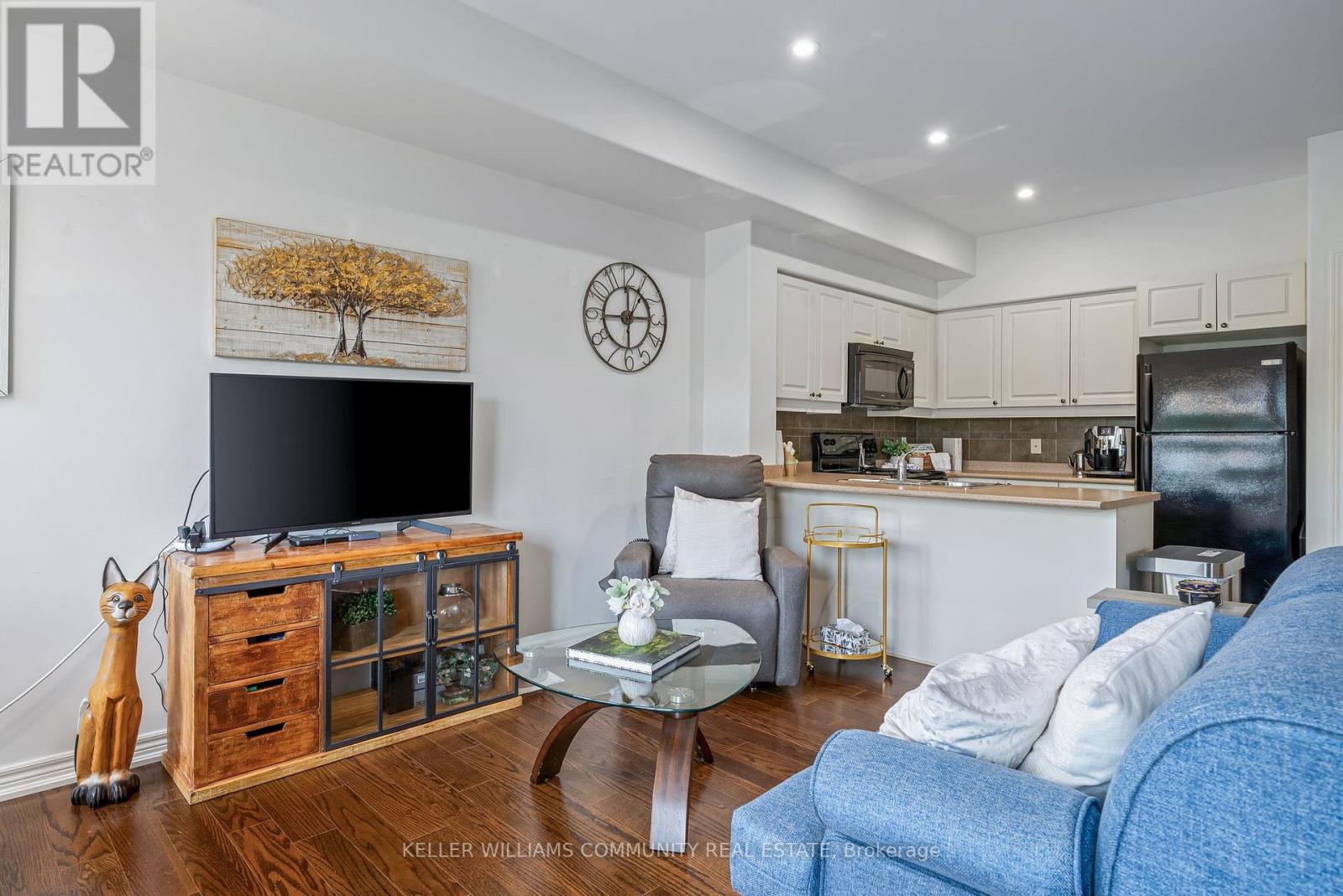 317 - 869 Clonsilla Avenue, Peterborough West (Central), Ontario  K9J 0B7 - Photo 12 - X12237500
