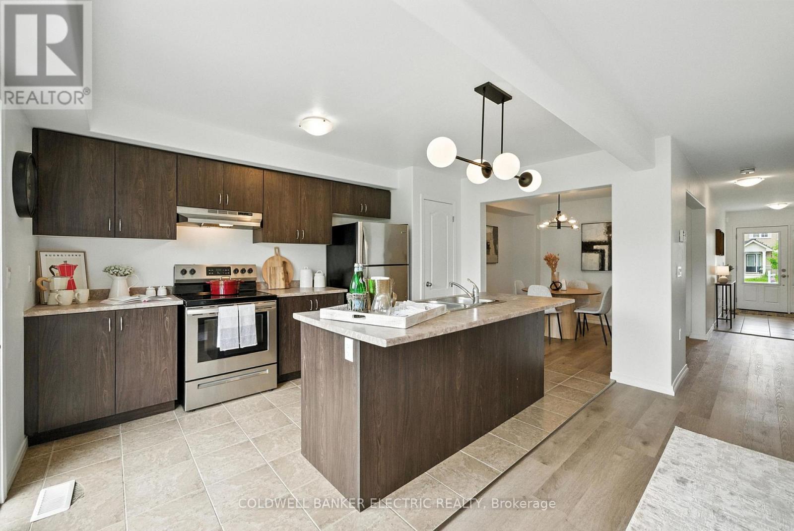 1651 Hetherington Drive, Peterborough North (University Heights), Ontario  K9L 0G6 - Photo 12 - X12237600