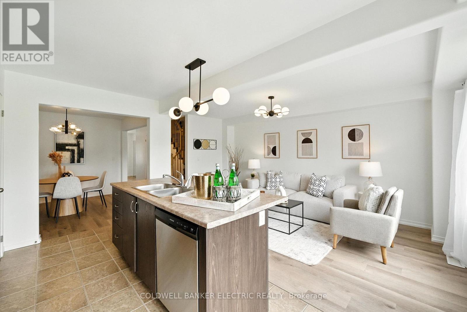 1651 Hetherington Drive, Peterborough North (University Heights), Ontario  K9L 0G6 - Photo 14 - X12237600