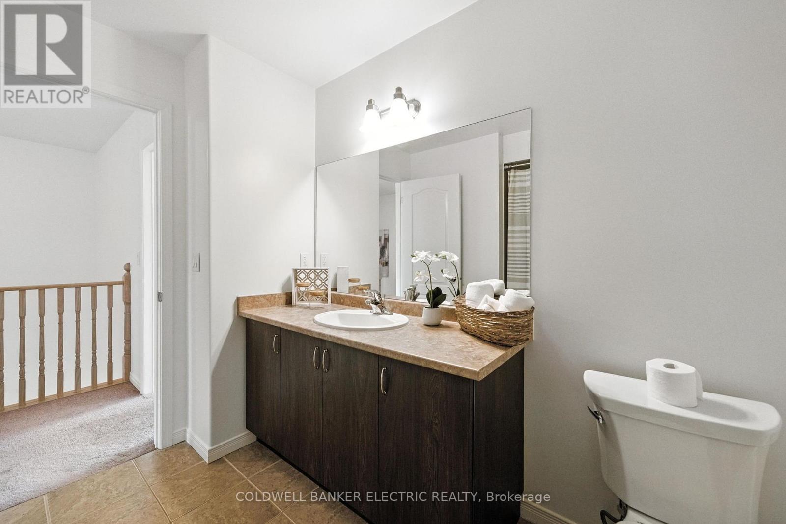 1651 Hetherington Drive, Peterborough North (University Heights), Ontario  K9L 0G6 - Photo 30 - X12237600
