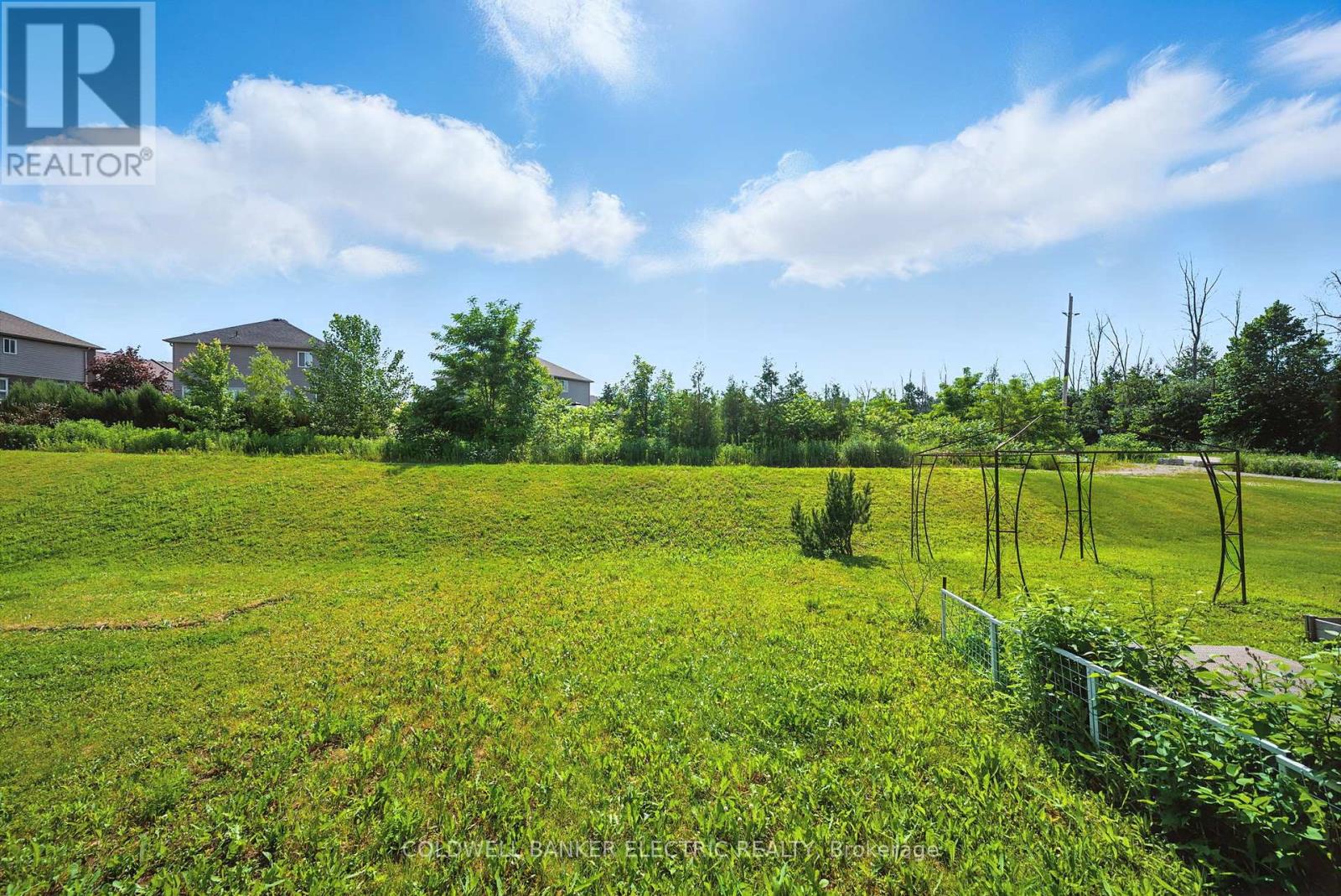 1651 Hetherington Drive, Peterborough North (University Heights), Ontario  K9L 0G6 - Photo 42 - X12237600