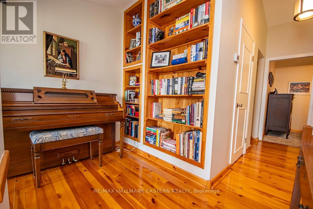 170 Hill Drive, Trent Lakes, Ontario  K0L 1J0 - Photo 15 - X12237825