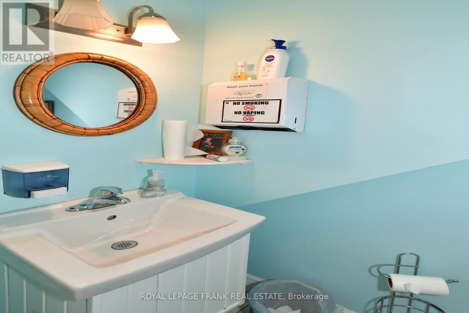 60 Queen Street, Selwyn, Ontario  K0L 2H0 - Photo 20 - X12237933
